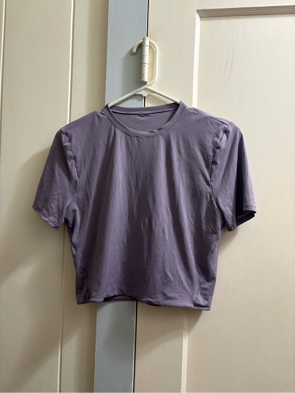 EUC Lululemon Wundermost Ulta-Soft Nulu Crewneck Cropped T-Shirt